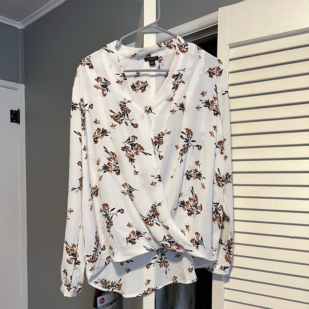 Ann Taylor mixed media pleat front top